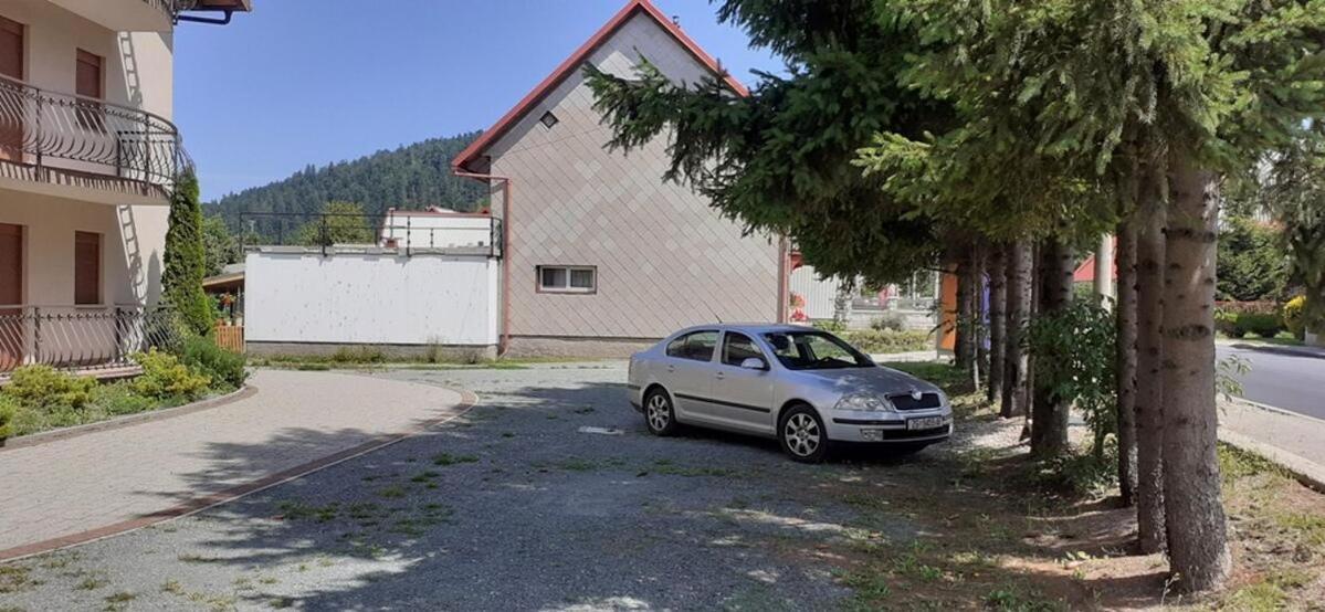 Apartments With A Parking Space Fuzine, Gorski Kotar - 19537 Екстериор снимка